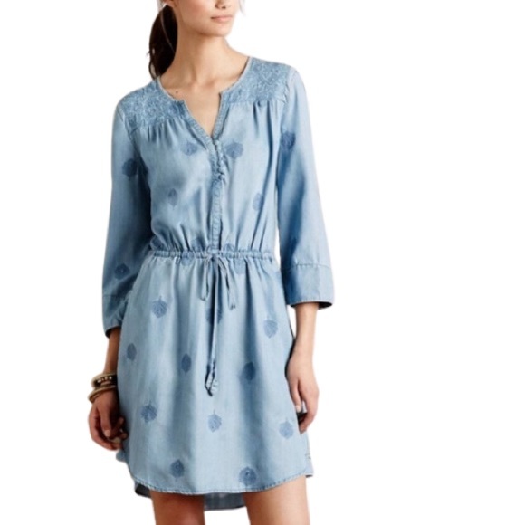 Anthropologie Dresses & Skirts - Anthropologie Holding Horses Riley Chambray Dress